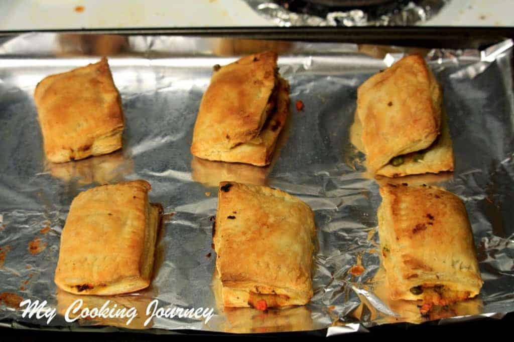 Vegetables puff is in a baking tray 