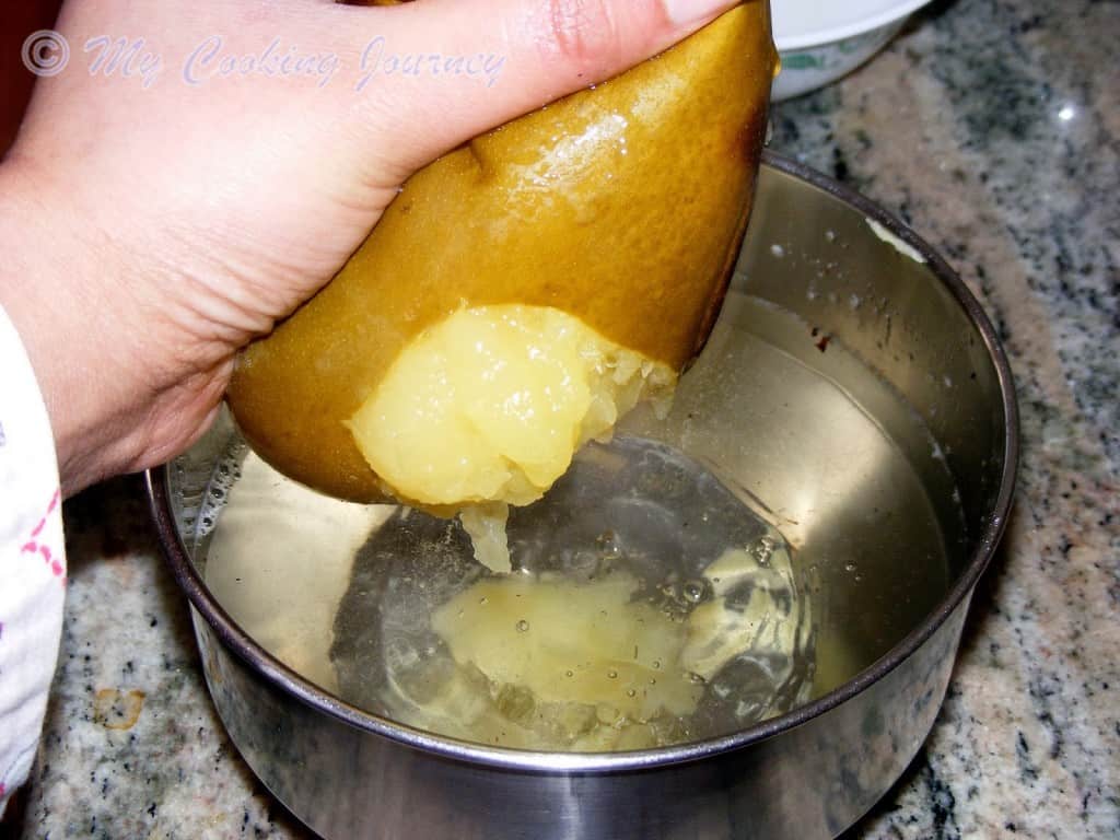 Peeling mango