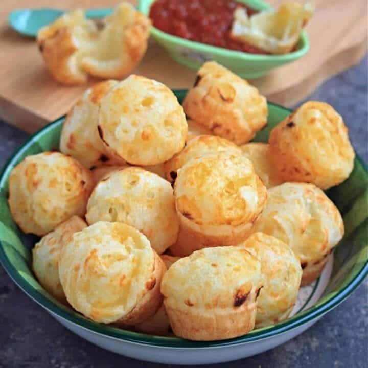 Brazilian cheese bread with salsa