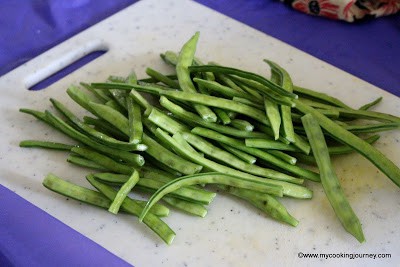 Beans on a chopping board