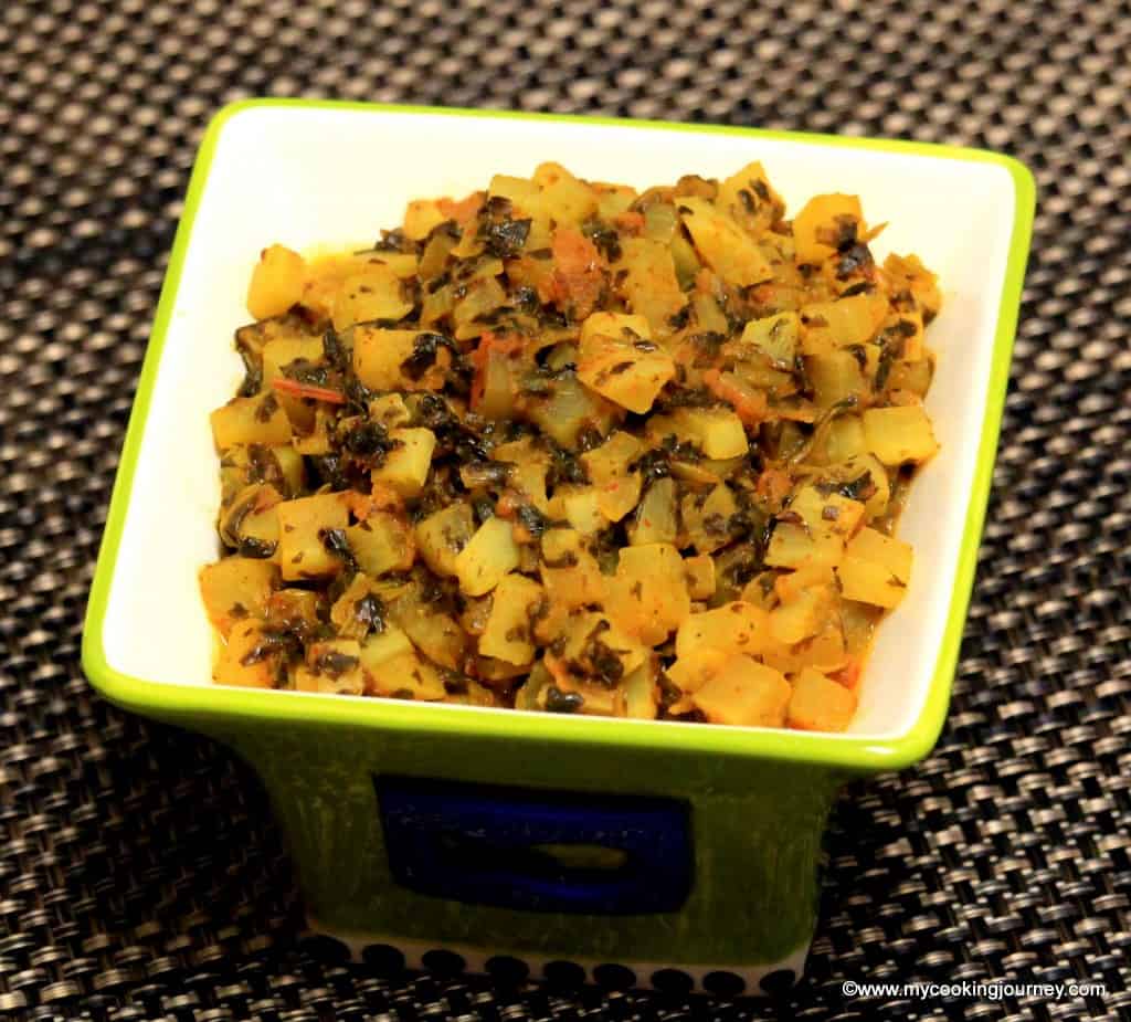 Mooli Palak Subzi in a Bowl