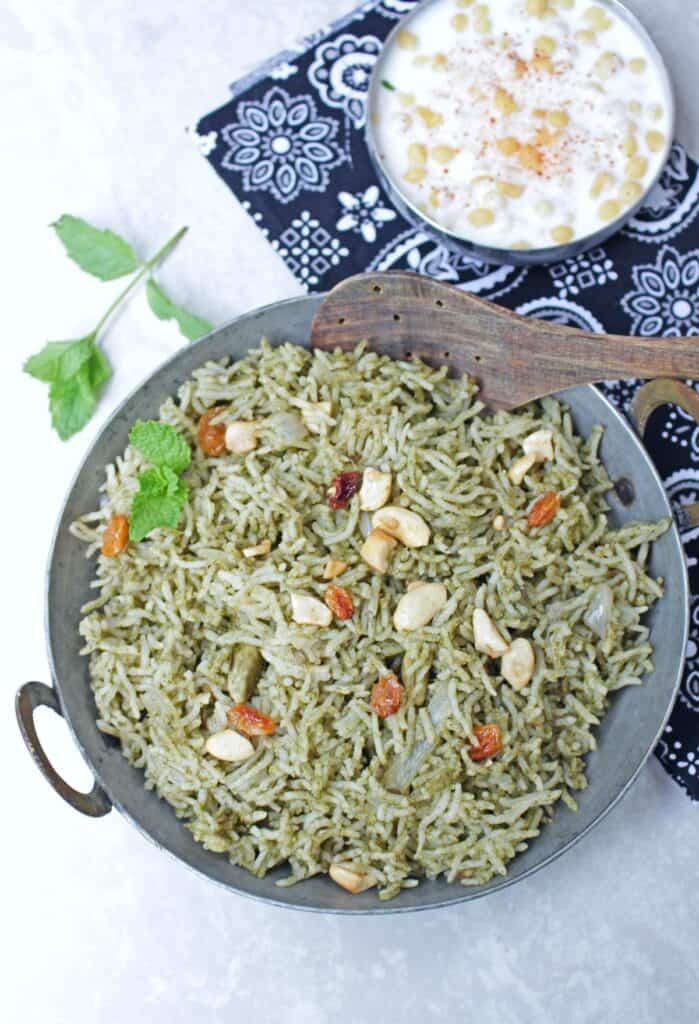 Mint rice served with boondi raita