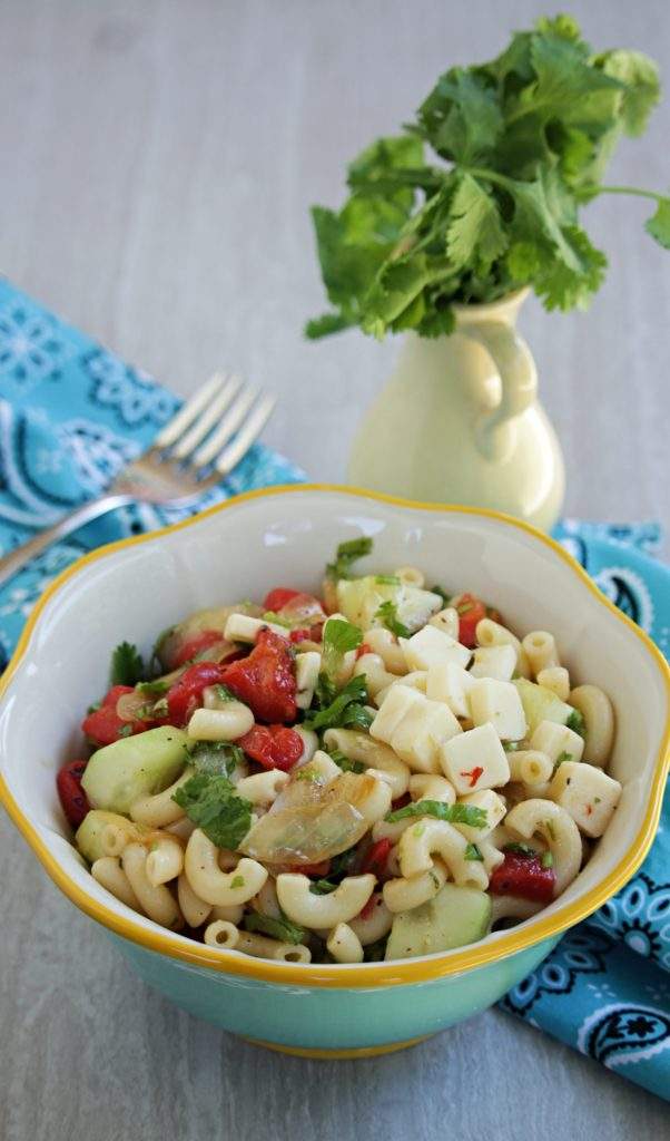 Pasta salad with roasted red pepper