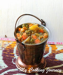 https://mycookingjourney.com/2012/01/ezhu-kari-kuzhumbuericha-kuzhumbu.html